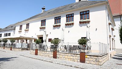 Cafe Rathausplatz Sieben Rust